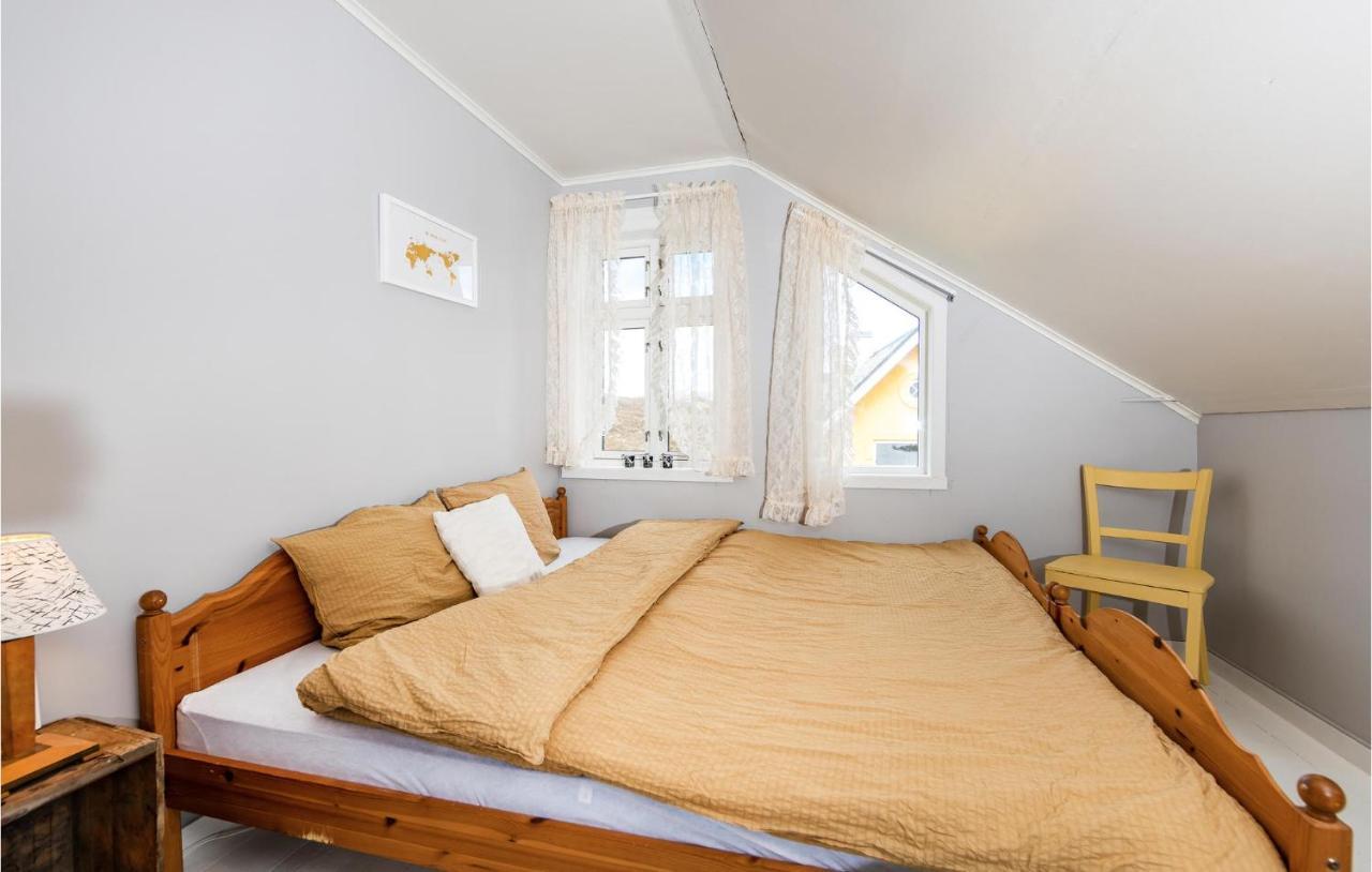 3 Bedroom Nice Home In Kvamsoy Sandvik  Exterior foto